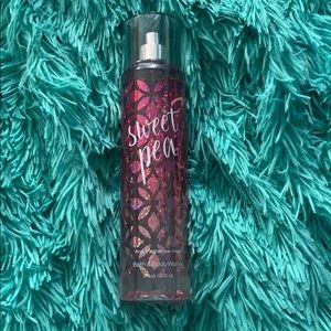 🎄Bath & Bodyworks Sweet Pea spray! ❣️